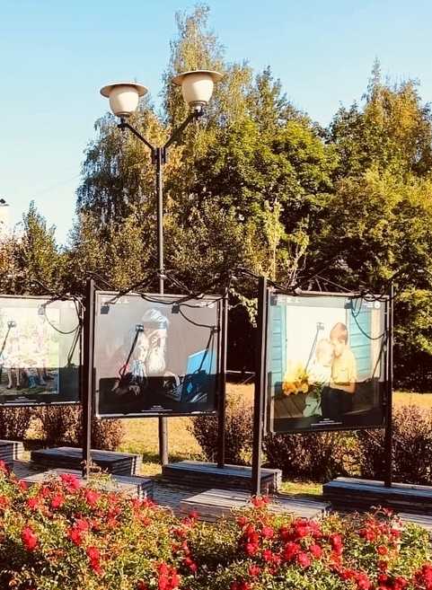 В этнографической деревне Бибирево открылась выставка от Русского географического общества "Счастье быть вместе"