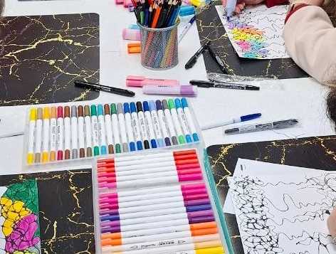 Приглашаем на бесплатную творческую встречу «Женская энергия» в Лианозовский парк - пространство для мягкого самовыражения, восстановления ресурса и вдохновения.